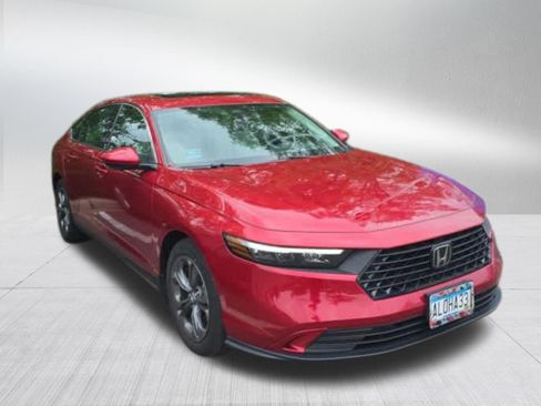 Used 2023 Honda Accord EX image 3