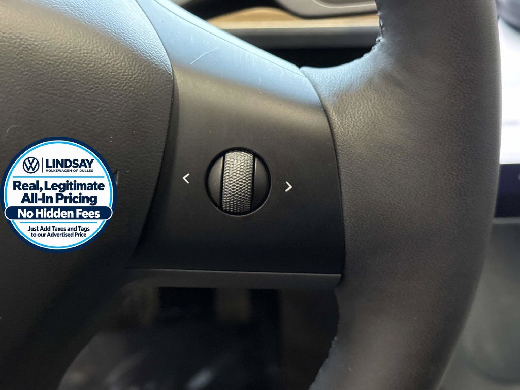 Used 2021 Tesla Model Y Long Range AWD/4WD image 26