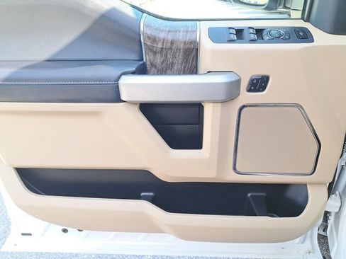 Certified 2018 Ford F250 Lariat w/ Tow Technology Bundle image 21