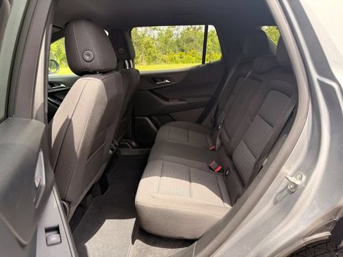 Used 2026 Chevrolet Equinox LT FWD image 7