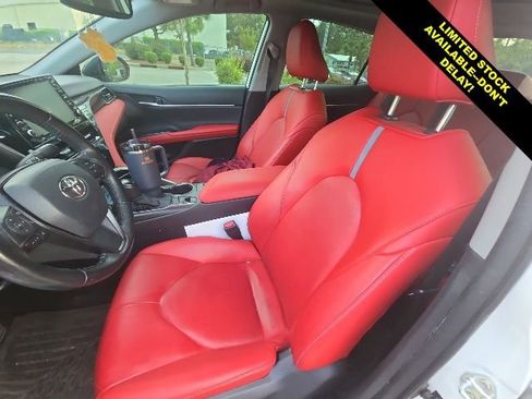 Used 2022 Toyota Camry XSE FWD image 12