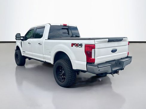 Used 2018 Ford F250 Lariat w/ Lariat Ultimate Package AWD/4WD image 5