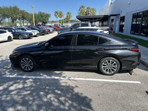 Used 2022 Lexus ES 350 w/ Accessory Package 2 FWD image 4