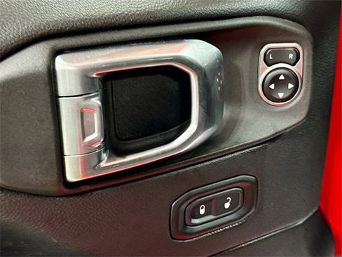 Used 2021 Jeep Wrangler Unlimited Sahara w/ Uconnect 4C Nav & Sound Group image 20