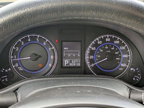 Used 2012 INFINITI G25 image 24