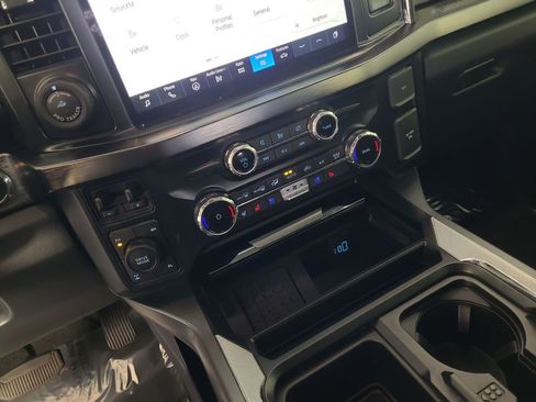 Used 2023 Ford F250 Lariat w/ Lariat Ultimate Package image 16