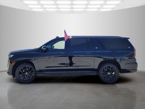 Used 2022 Cadillac Escalade ESV Sport Platinum w/ LPO, ONYX Package AWD/4WD image 7