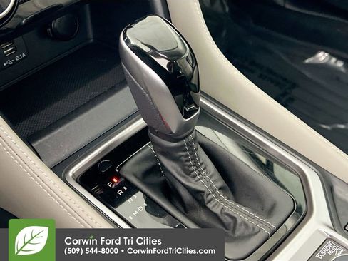 Used 2023 Subaru Forester Limited image 10