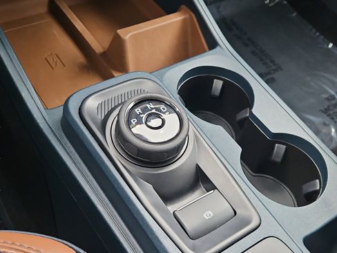 Used 2023 Ford Maverick Lariat w/ Lariat Luxury Package image 25