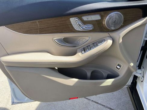 Used 2018 Mercedes-Benz GLC 300 image 13