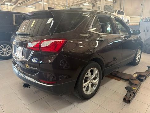 Used 2020 Chevrolet Equinox Premier FWD image 3