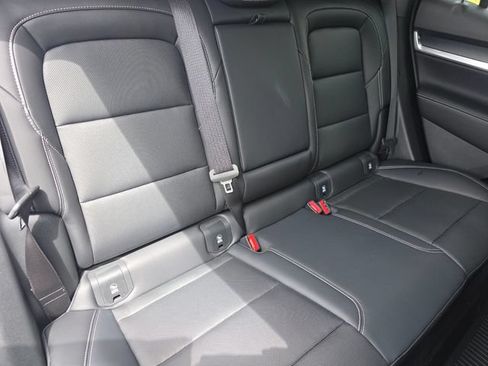 New 2026 GMC Terrain Elevation w/ Elevation Premium Package AWD/4WD image 21