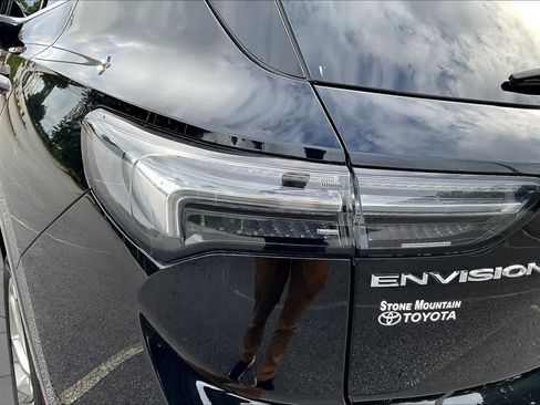 Used 2022 Buick Envision Avenir w/ Technology Package II FWD image 57