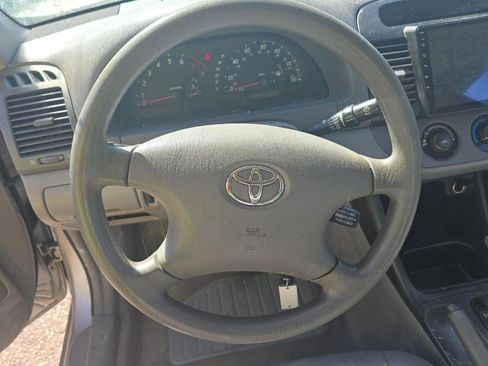 Used 2004 Toyota Camry SE image 10