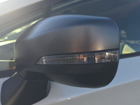 Used 2022 Subaru Crosstrek 2.5i Sport w/ Moonroof Package image 32