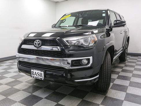 Used 2018 Toyota 4Runner Limited AWD/4WD image 4