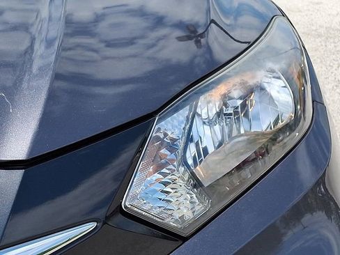 Used 2017 Honda HR-V LX image 12