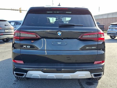 Certified 2022 BMW X5 xDrive40i image 5