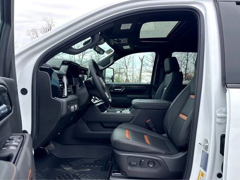 New 2026 GMC Sierra 2500 AT4 w/ AT4 Premium Plus Package image 8