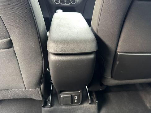 Used 2023 Chevrolet TrailBlazer LT w/ Convenience Package FWD image 70