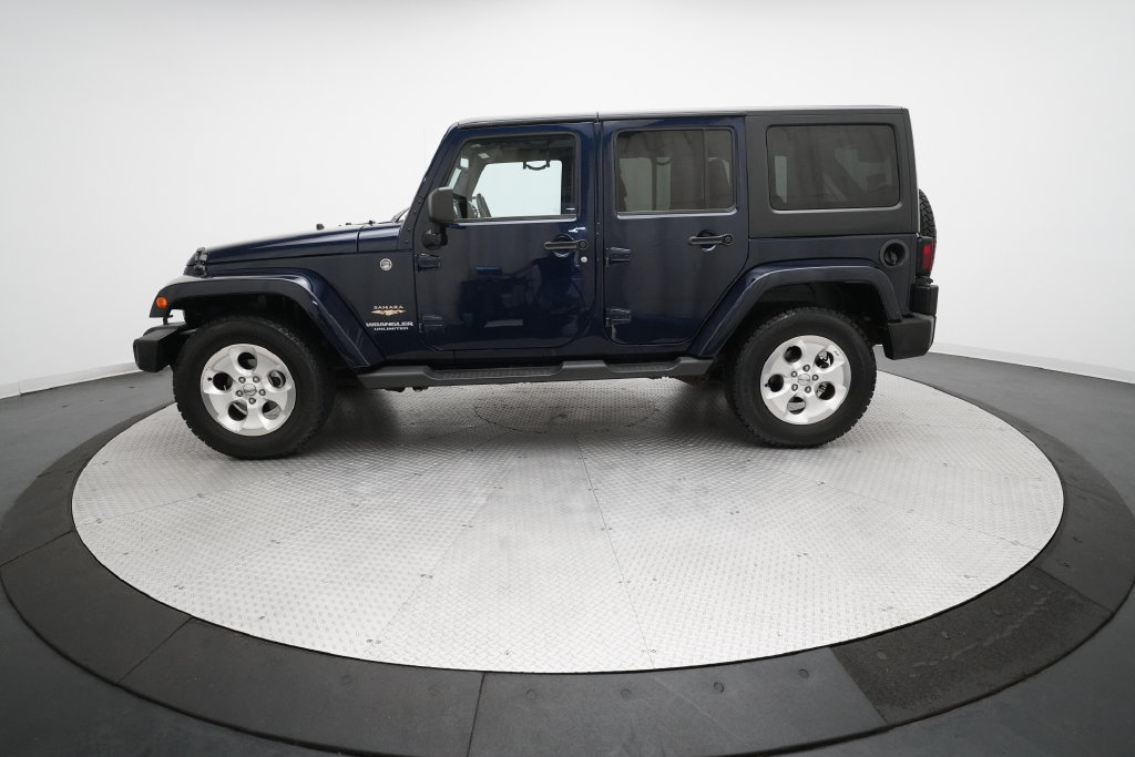 Used 2013 Jeep Wrangler Unlimited Sahara w/ Connectivity Group AWD/4WD image 22