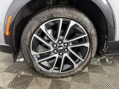 Certified 2025 Cadillac Optiq Sport 2 image 13