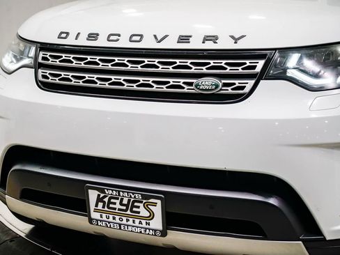 Used 2018 Land Rover Discovery HSE AWD/4WD image 8
