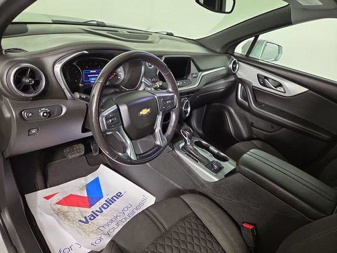 Used 2020 Chevrolet Blazer LT FWD image 15