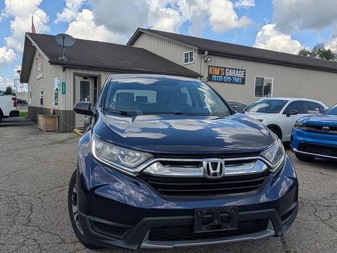 Used 2017 Honda CR-V LX image 4