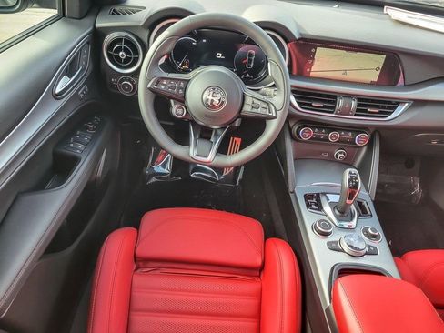 New 2025 Alfa Romeo Stelvio Sprint w/ Convenience Package image 12