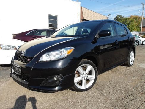 Used 2010 Toyota Matrix S image 33