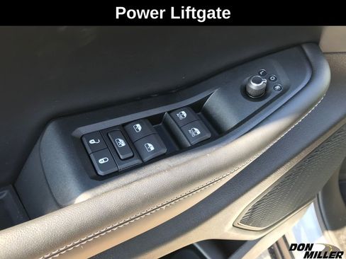 New 2025 Jeep Grand Cherokee L Altitude image 11