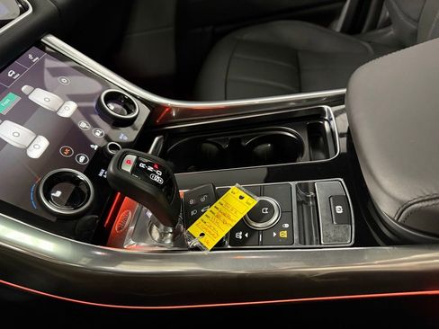 Used 2022 Land Rover Range Rover Sport HSE Silver Edition image 15