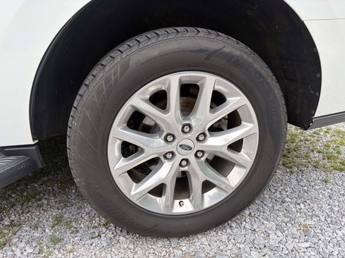 Used 2021 Ford Expedition XLT RWD image 6