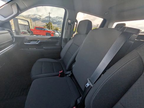 Used 2024 Chevrolet Silverado 2500 LT w/ Convenience Package AWD/4WD image 19