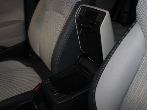 Used 2023 Subaru Forester Premium image 25