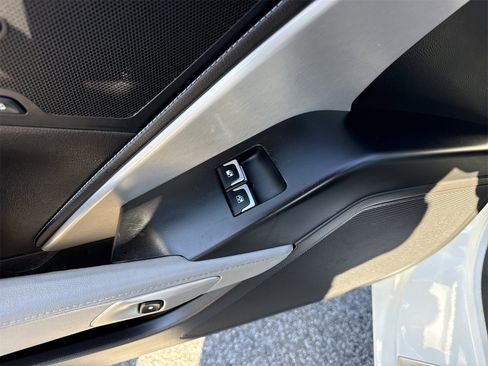 Used 2015 Chevrolet Corvette Stingray w/ 2LT Preferred Equipment Group image 32