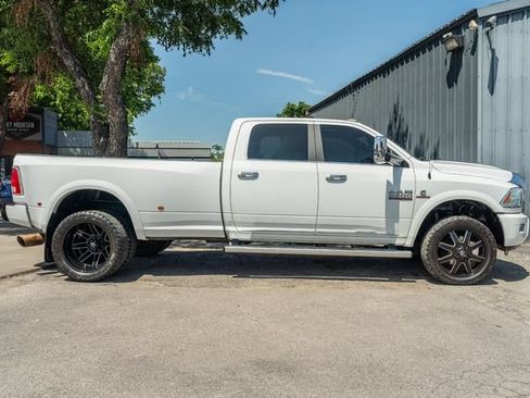Used 2018 RAM 3500 Laramie Longhorn AWD/4WD image 7