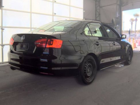 Used 2014 Volkswagen Jetta S FWD image 4