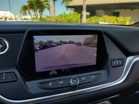 Used 2020 Chevrolet Blazer LT FWD image 22