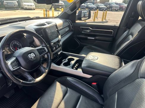 Used 2019 RAM 1500 Laramie w/ Sport Appearance Package AWD/4WD image 17