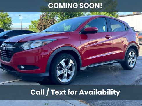 Used 2017 Honda HR-V EX image 1