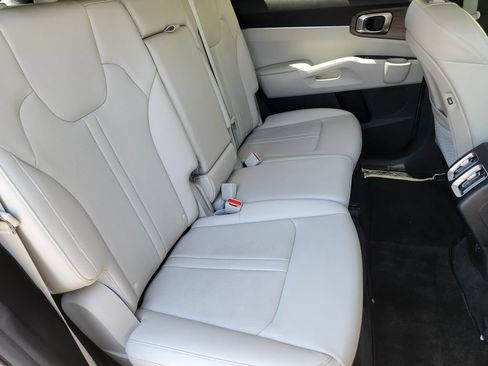 Certified 2023 Kia Sorento S w/ Panoramic Sunroof Package AWD/4WD image 20