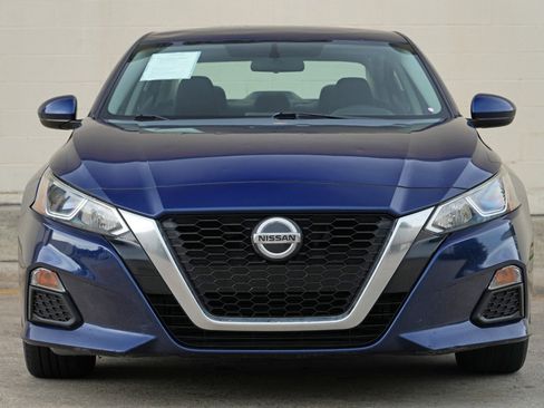 Used 2019 Nissan Altima 2.5 S FWD image 6