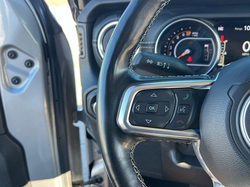 Used 2020 Jeep Wrangler Unlimited Sahara w/ Cold Weather Group image 35