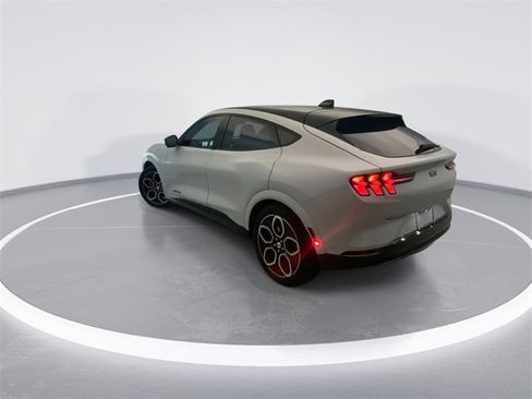 Used 2022 Ford Mustang Mach-E GT image 2