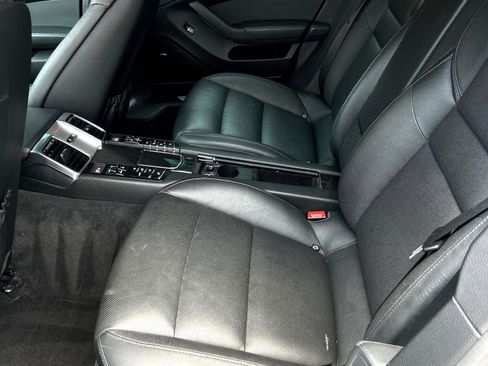Used 2015 Porsche Panamera 4S image 10