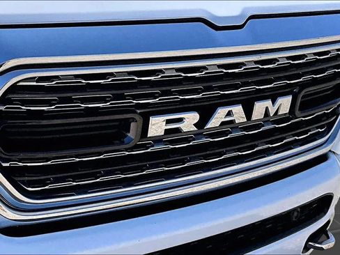 Used 2022 RAM 1500 Limited w/ Body Color Bumper Group AWD/4WD image 30