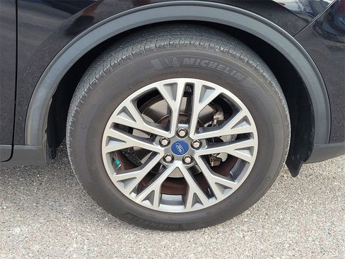 Used 2022 Ford Escape SEL image 7