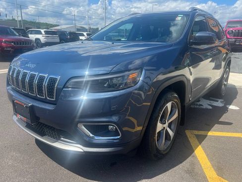Used 2021 Jeep Cherokee Limited w/ Trailer Tow Group AWD/4WD image 7
